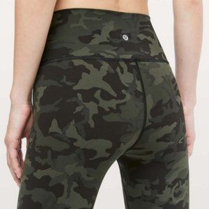Lululemon  -  Wunder Under Crop High-Rise - Camo - 6